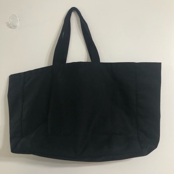 Victoria ’s Secret shoulder bag Love Heart graphic black.25”W X 26LX 16”H - Picture 3 of 8